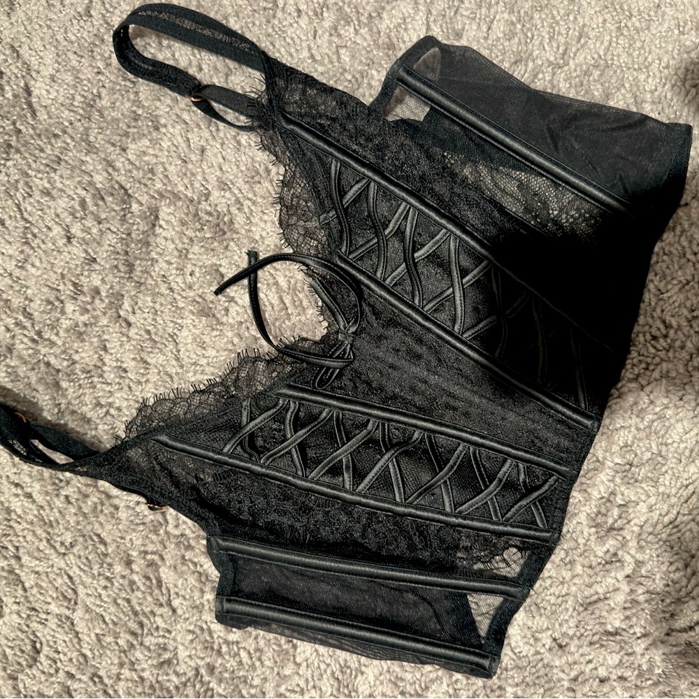 Victoria Secret Black Lace Corset Top - S/XS - worn once